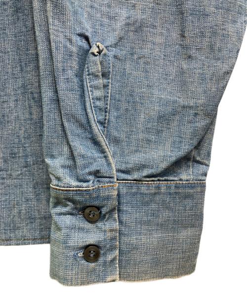 LEVI'S（リーバイス）LEVI'S (リーバイス) ワッペン刺繍デニムシャツ ブルー サイズ:XLの古着・服飾アイテム
