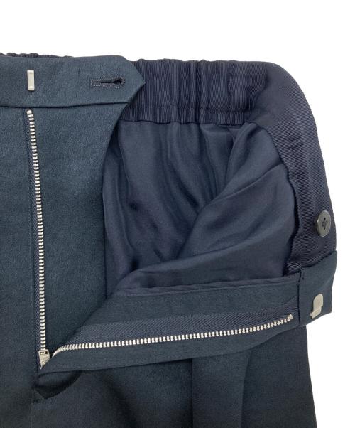 DRAWER（ドゥロワー）DRAWER (ドゥロワー) シルクジョーゼットバックゴムタックパンツ ネイビー サイズ:38の古着・服飾アイテム