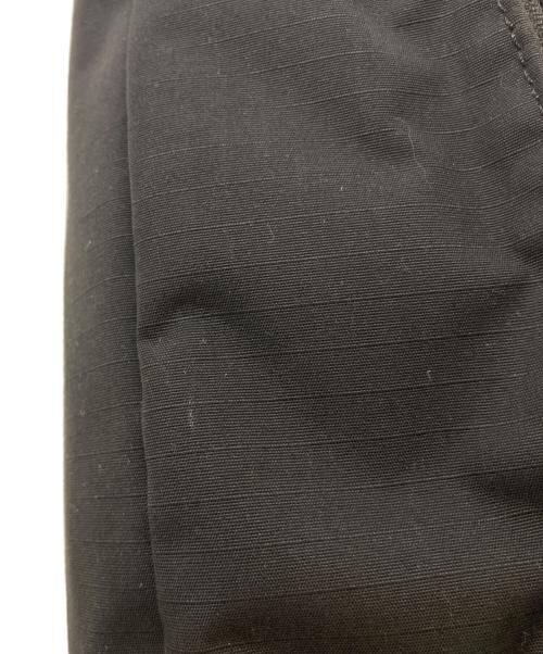 BRIEFING（ブリーフィング）BRIEFING (ブリーフィング) TRIPOD ショルダーバッグ ブラックの古着・服飾アイテム