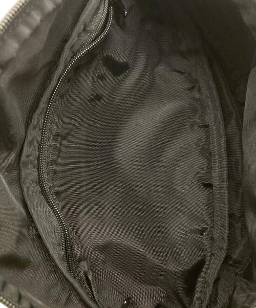 BRIEFING（ブリーフィング）BRIEFING (ブリーフィング) TRIPOD ショルダーバッグ ブラックの古着・服飾アイテム