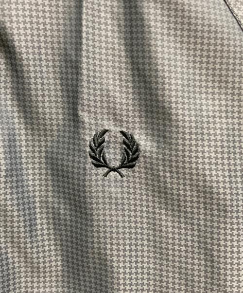FRED PERRY（フレッドペリー）FRED PERRY (フレッドペリー) 千鳥格子ナイロンジャケット グレー×ブラック サイズ:Sの古着・服飾アイテム