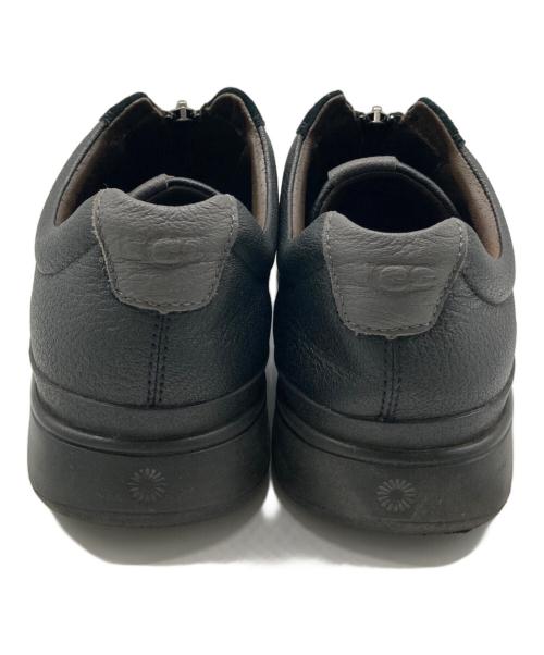 UGG（アグ）UGG (アグ) M CALI SNEAKER LOW ZIP ブラック サイズ:27の古着・服飾アイテム