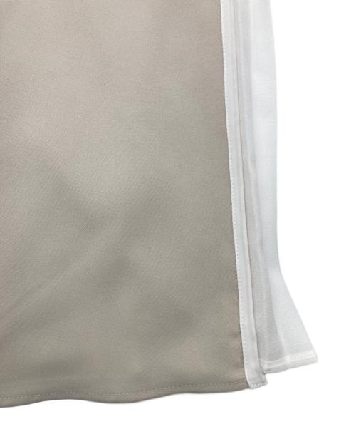 Snidel（スナイデル）Snidel (スナイデル) サイドプリーツバイカラーワンピ ベージュの古着・服飾アイテム