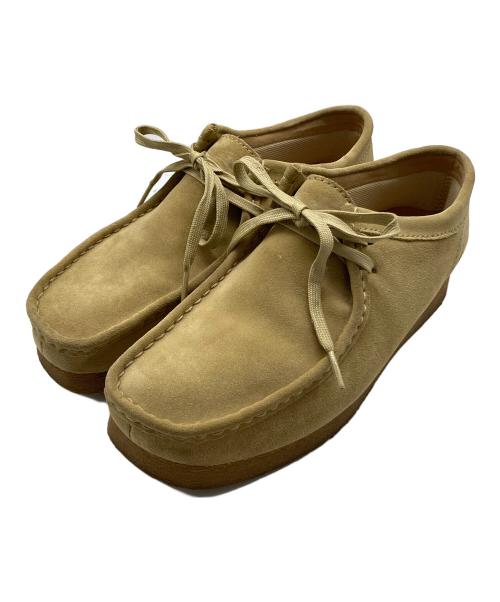 CLARKS（クラークス）CLARKS (クラークス) WALLABEE ベージュ サイズ:25cmの古着・服飾アイテム