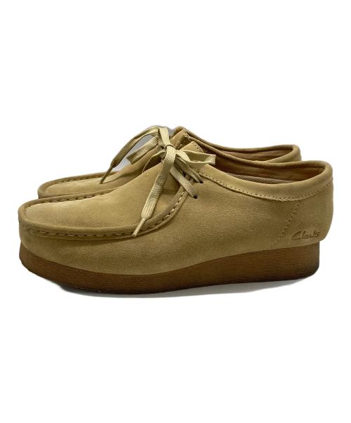 CLARKS（クラークス）CLARKS (クラークス) WALLABEE ベージュ サイズ:25cmの古着・服飾アイテム