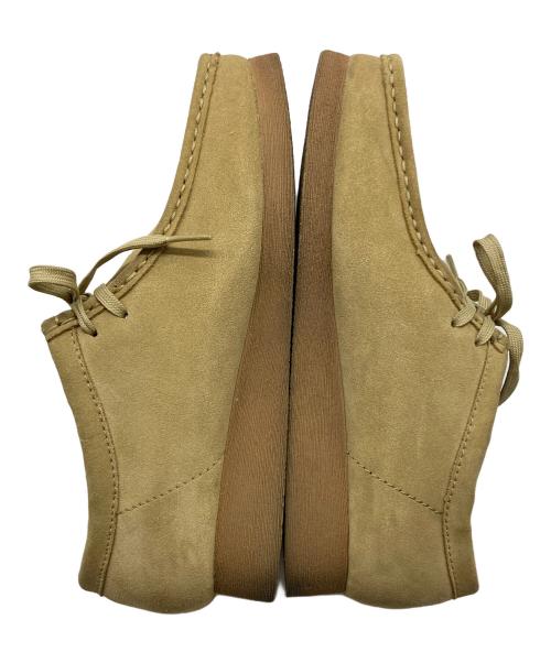 CLARKS（クラークス）CLARKS (クラークス) WALLABEE ベージュ サイズ:25cmの古着・服飾アイテム