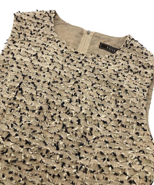 FOXEY（フォクシー）FOXEY (フォクシー) ノースリーブツイードワンピース/37727 ベージュ サイズ:38の古着・服飾アイテム
