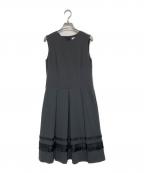 FOXEYフォクシー）の古着「ALEXA PLEATED DRESS」｜グレー