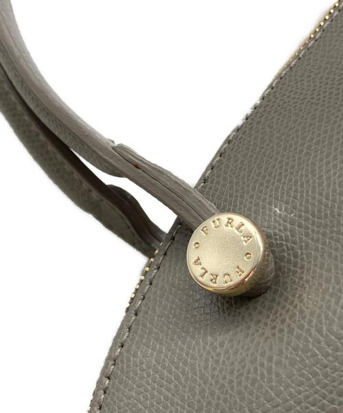 FURLA（フルラ）FURLA (フルラ) パイパー 2WAYショルダーバッグ グレーの古着・服飾アイテム