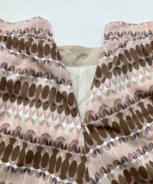 BLUE LABEL CRESTBRIDGE（ブルーレーベルクレストブリッジ）BLUE LABEL CRESTBRIDGE (ブルーレーベルクレストブリッジ) スケッチプリントティアードマキシスカート ピンク サイズ:38の古着・服飾アイテム