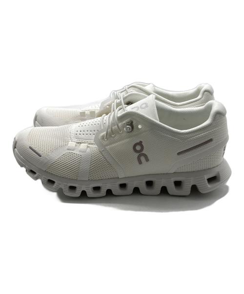 on（オン）on (オン) CLOUD 5 ホワイト サイズ:23.5の古着・服飾アイテム