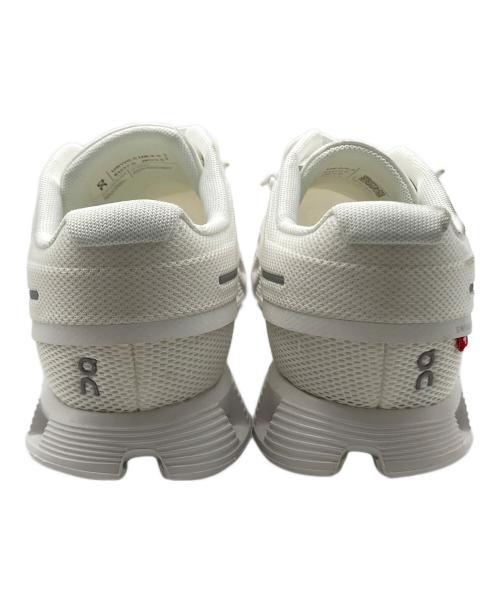 on（オン）on (オン) CLOUD 5 ホワイト サイズ:23.5の古着・服飾アイテム