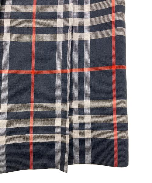 Burberry's（バーバリーズ）Burberry's (バーバリーズ) ノヴァチェックセットアップ ネイビー サイズ:SIZE 7/スカート:9の古着・服飾アイテム