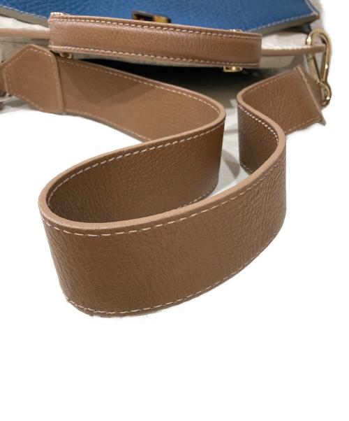 FURLA（フルラ）FURLA (フルラ) 型押しハンドバッグ ネイビーの古着・服飾アイテム