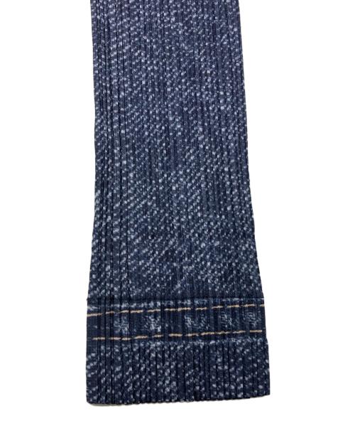 PLEATS PLEASE（プリーツプリーズ）PLEATS PLEASE (プリーツプリーズ) デニム転写プリーツジャケット ブルー サイズ:2の古着・服飾アイテム