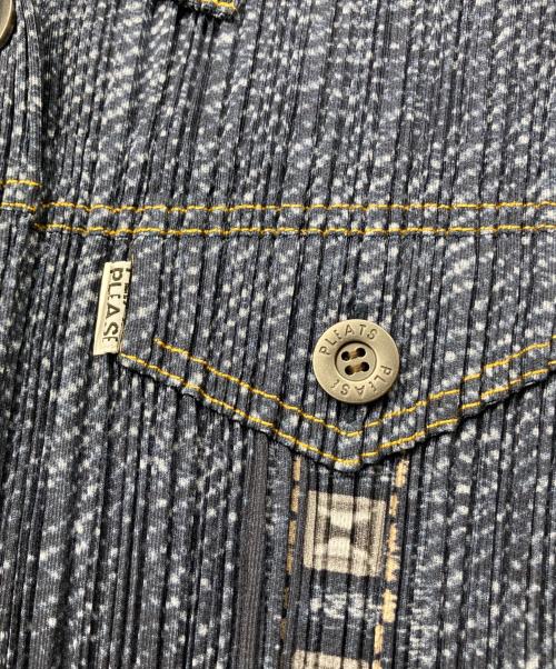 PLEATS PLEASE（プリーツプリーズ）PLEATS PLEASE (プリーツプリーズ) デニム転写プリーツジャケット ブルー サイズ:2の古着・服飾アイテム