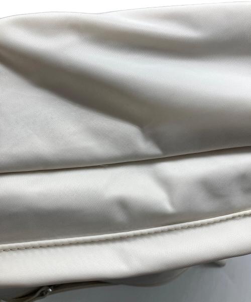 EPOR（エポール）EPOR (エポール) pac sac アイボリーの古着・服飾アイテム