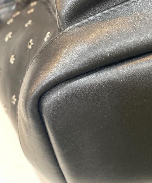 JIMMY CHOO（ジミーチュウ）JIMMY CHOO (ジミーチュウ) WILMER YSN スターレザーリュック ブラックの古着・服飾アイテム