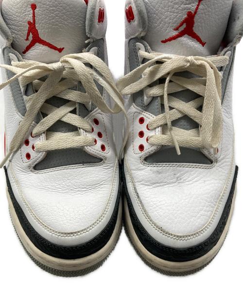 NIKE（ナイキ）NIKE (ナイキ) AIR JORDAN 3 RETRO レッド×ホワイト サイズ:27.5の古着・服飾アイテム