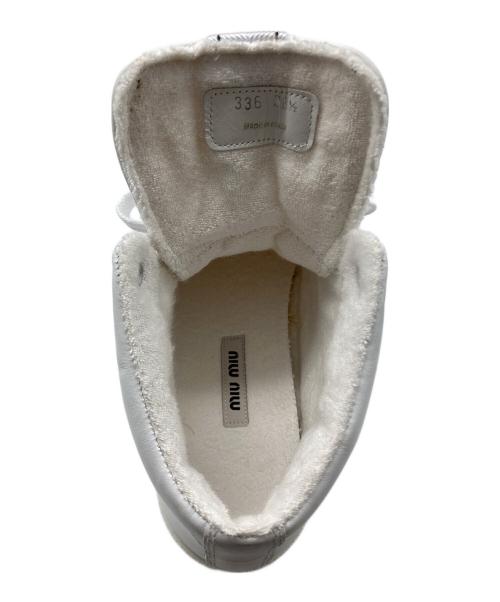 MIU MIU（ミュウミュウ）MIU MIU (ミュウミュウ) グリッターハイカットスニーカー ホワイト サイズ:38 1/2の古着・服飾アイテム