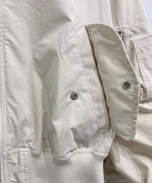 MACPHEE（マカフィー）MACPHEE (マカフィー) ポリエステルナイロン ジップアップブルゾン ベージュ サイズ:36の古着・服飾アイテム