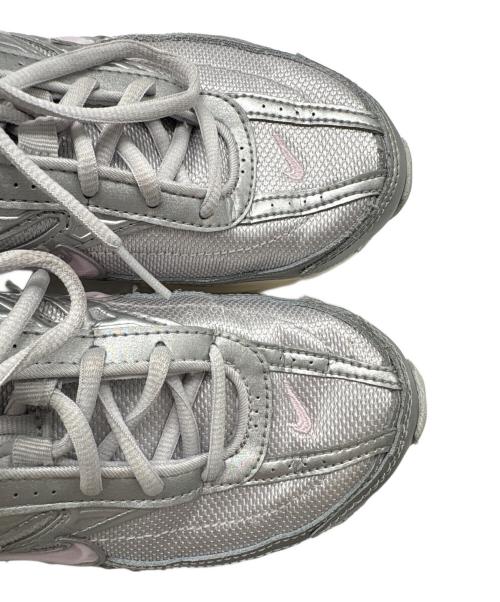 NIKE（ナイキ）NIKE (ナイキ) W INITIATOR シルバー サイズ:24.5cmの古着・服飾アイテム