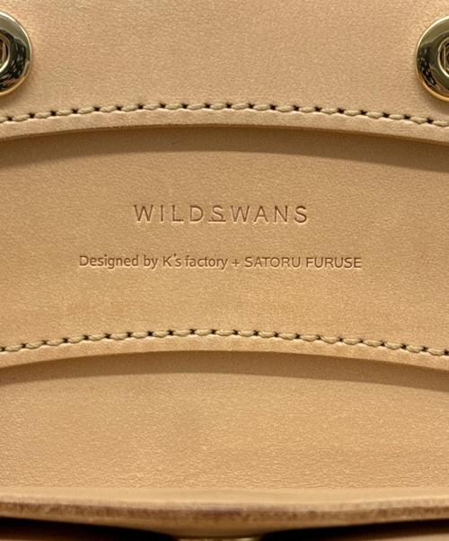 WILDSWANS（ワイルドスワンズ）WILDSWANS (ワイルドスワンズ) 2つ折り財布 ベージュの古着・服飾アイテム