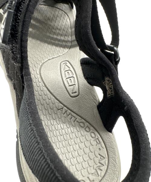 KEEN（キーン）KEEN (キーン) ローズサンダル ブラック サイズ:25.5cmの古着・服飾アイテム