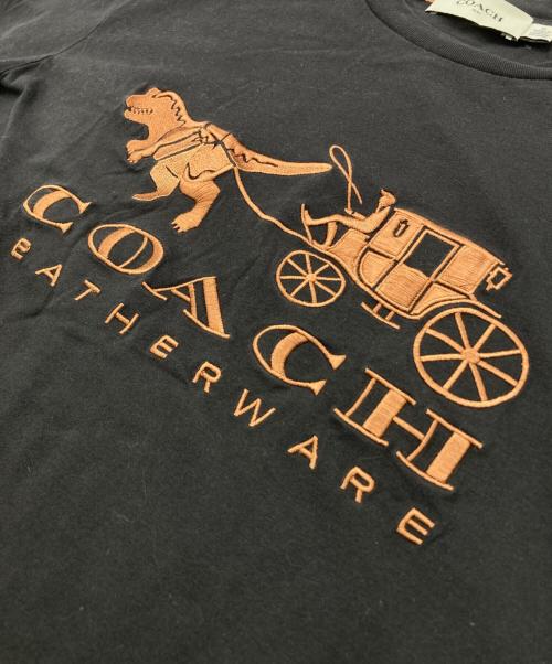 COACH（コーチ）COACH (コーチ) レキシー アンド キャリッジ Tシャツ グレー サイズ:Ⅿの古着・服飾アイテム