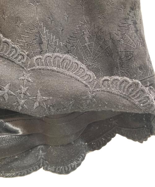 Hysteric Glamour（ヒステリックグラマー）Hysteric Glamour (ヒステリックグラマー) 刺繍ショートパンツ ブラック サイズ:FREEの古着・服飾アイテム