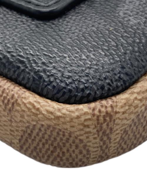 COACH（コーチ）COACH (コーチ) pacer convertible pouch in colorblock ブラック×ベージュの古着・服飾アイテム