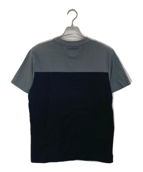 BOSS HUGO BOSS（ボス ヒューゴボス）BOSS HUGO BOSS (ボス ヒューゴボス) カットソー ブラック×グレー サイズ:Mの古着・服飾アイテム