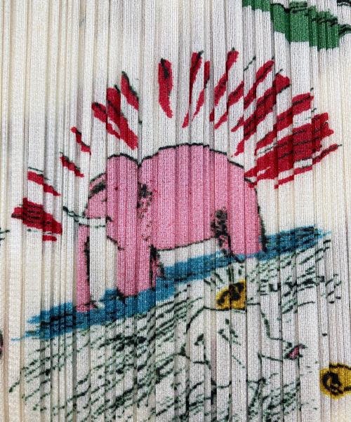 PLEATS PLEASE（プリーツプリーズ）PLEATS PLEASE (プリーツプリーズ) 総柄プリーツワンピース アイボリー サイズ:3の古着・服飾アイテム