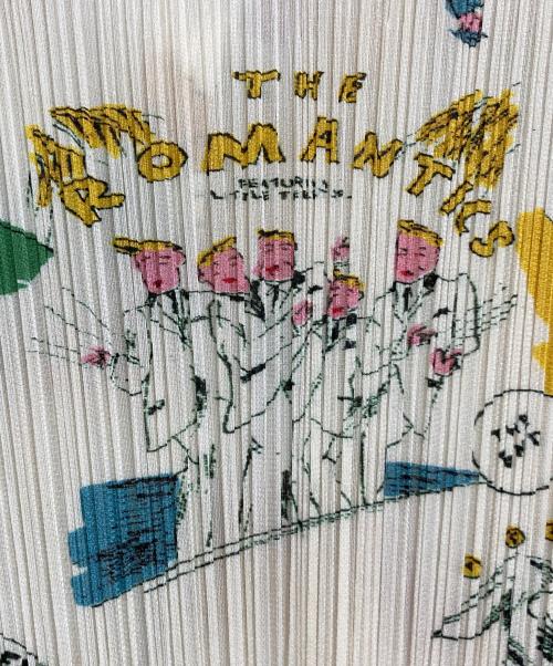 PLEATS PLEASE（プリーツプリーズ）PLEATS PLEASE (プリーツプリーズ) 総柄プリーツワンピース アイボリー サイズ:3の古着・服飾アイテム