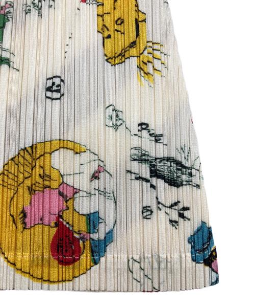 PLEATS PLEASE（プリーツプリーズ）PLEATS PLEASE (プリーツプリーズ) 総柄プリーツワンピース アイボリー サイズ:3の古着・服飾アイテム