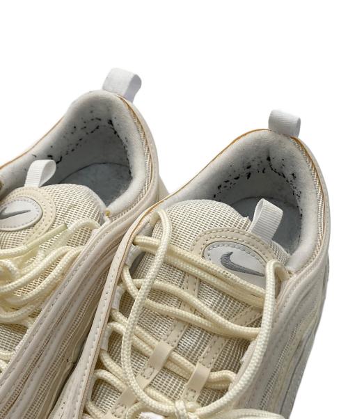 NIKE（ナイキ）NIKE (ナイキ) スニーカー ベージュ サイズ:26.5cmの古着・服飾アイテム