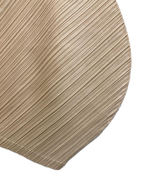 PLEATS PLEASE（プリーツプリーズ）PLEATS PLEASE (プリーツプリーズ) プリーツノースリーブワンピース ベージュ サイズ:3の古着・服飾アイテム