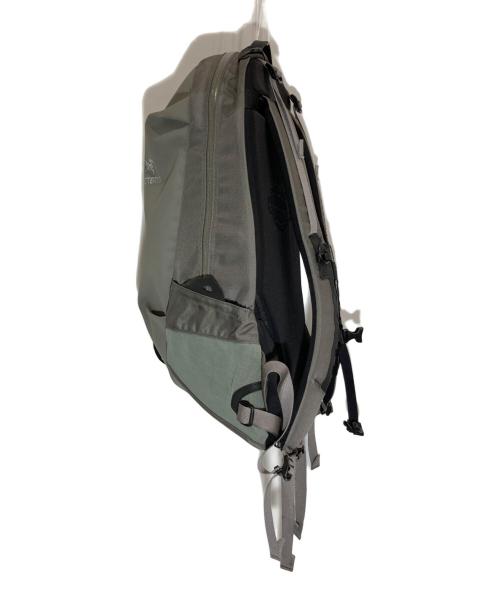 ARC'TERYX（アークテリクス）ARC'TERYX (アークテリクス) BEAMS (ビームス) Arro 22 Backpack/28718-128621 グレー サイズ:-の古着・服飾アイテム