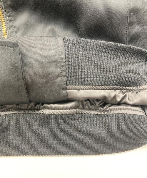 23区（ニジュウサンク）23区 (ニジュウサンク) テンセルレーヨンサテン MA-1 ジャケット ブラック サイズ:38の古着・服飾アイテム