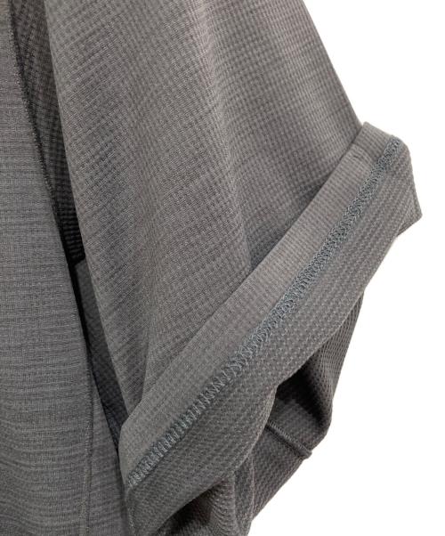 THE NORTH FACE（ザ ノース フェイス）THE NORTH FACE (ザ ノース フェイス) ショートスリーブフラッシュドライスリーディージップアップ グレー サイズ:XLの古着・服飾アイテム