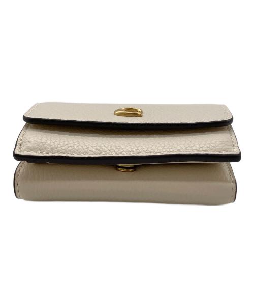 COACH（コーチ）COACH (コーチ) 三つ折り財布 MN TRI WLLT アイボリーの古着・服飾アイテム