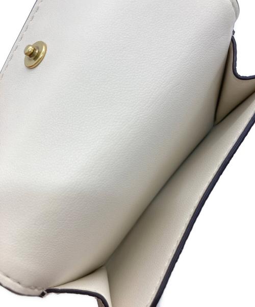COACH（コーチ）COACH (コーチ) 三つ折り財布 MN TRI WLLT アイボリーの古着・服飾アイテム