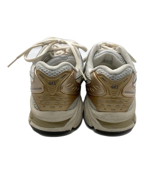 asics（アシックス）asics (アシックス) GEL KAYANO14 ホワイト×ゴールド サイズ:25.5cmの古着・服飾アイテム