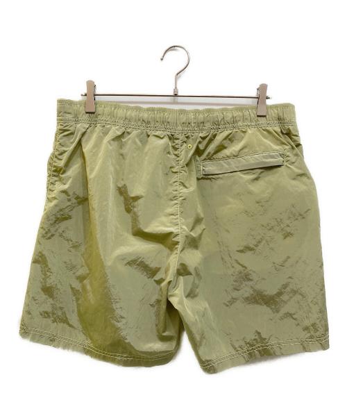 STONE ISLAND（ストーンアイランド）STONE ISLAND (ストーンアイランド) Garment Dyed Nylon Metal Patch Logo Swim Short オリーブイエロー サイズ:Lの古着・服飾アイテム