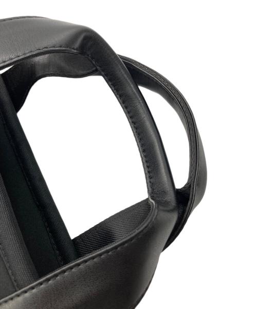 sy32 by sweet years（エスワイサーティトゥバイスィートイヤーズ）sy32 by sweet years (エスワイサーティトゥバイスィートイヤーズ) FLAT NEOPRENE CART BAG ブラックの古着・服飾アイテム