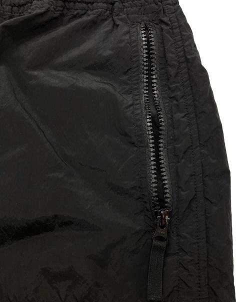 STONE ISLAND（ストーンアイランド）STONE ISLAND (ストーンアイランド) ナイロンメタルパンツ ブラック サイズ:Mの古着・服飾アイテム