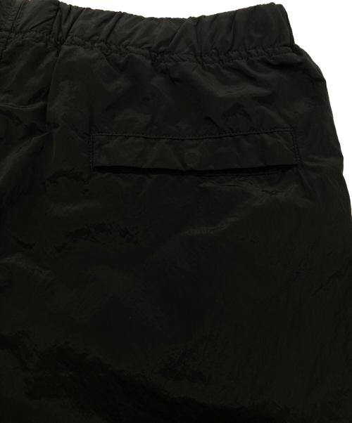 STONE ISLAND（ストーンアイランド）STONE ISLAND (ストーンアイランド) ナイロンメタルパンツ ブラック サイズ:Mの古着・服飾アイテム