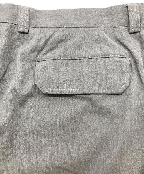 BRUNELLO CUCINELLI（ブルネロクチネリ）BRUNELLO CUCINELLI (ブルネロクチネリ) ポケットデザインパンツ グレー サイズ:SIZE 56の古着・服飾アイテム