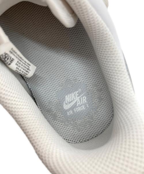 NIKE（ナイキ）NIKE (ナイキ) WMNS AIR FORCE 1 '07 ホワイト サイズ:24の古着・服飾アイテム