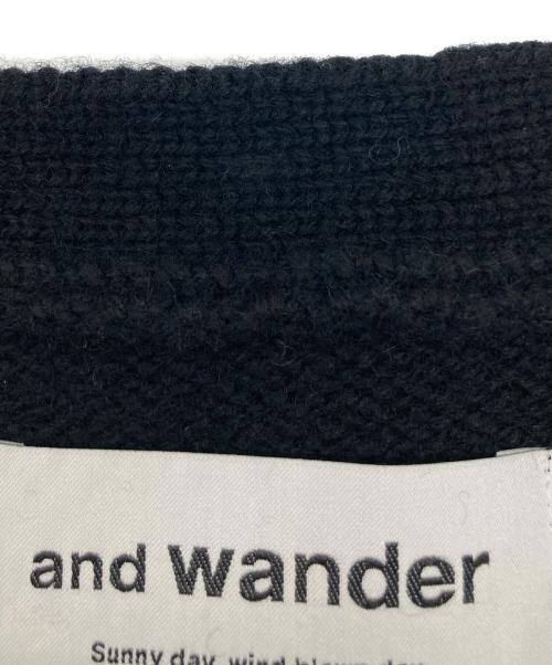 and wander（アンドワンダー）and wander (アンドワンダー) shetland wool cardigan ブラック サイズ:S/Mの古着・服飾アイテム